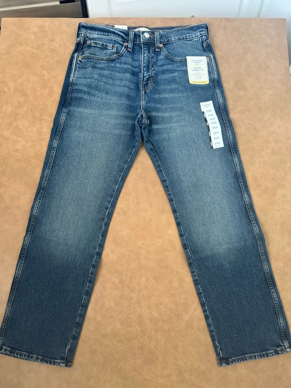 Levi Strauss Signature Classic Cowboy Fit Jeans 33x30 Dark Wash NWT